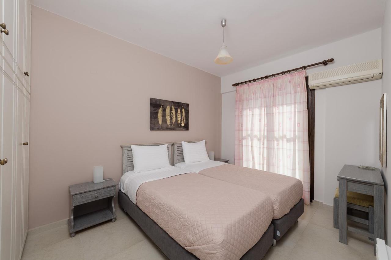 Punda 4 Seasons Apartment Diakopto Bagian luar foto