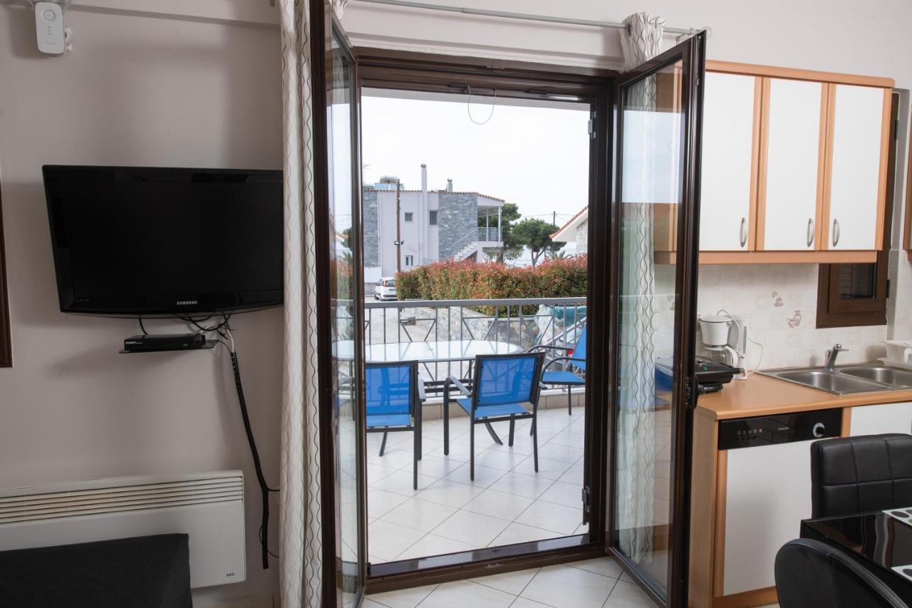 Punda 4 Seasons Apartment Diakopto Bagian luar foto