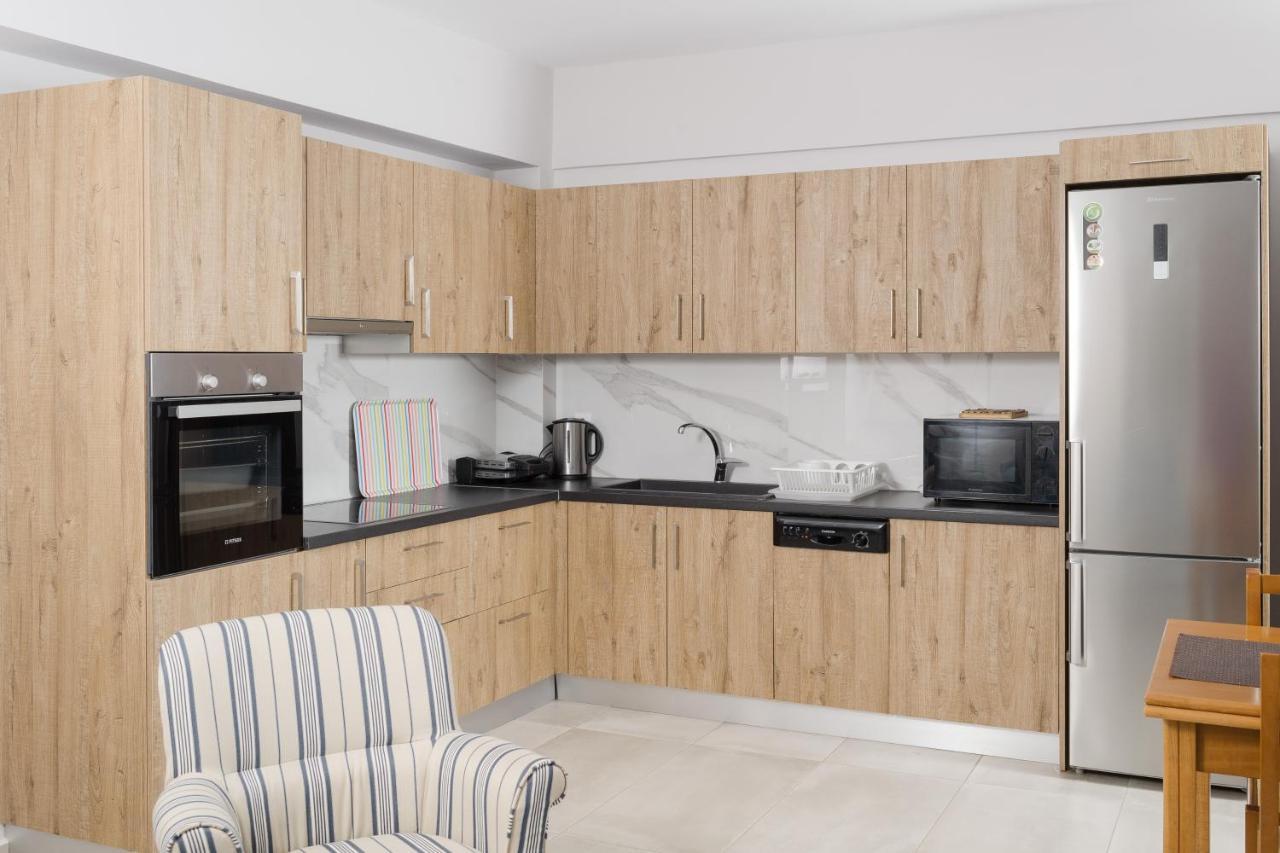 Punda 4 Seasons Apartment Diakopto Bagian luar foto
