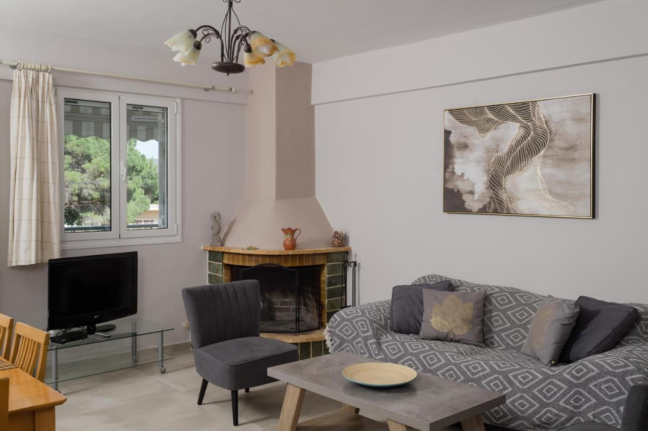 Punda 4 Seasons Apartment Diakopto Bagian luar foto